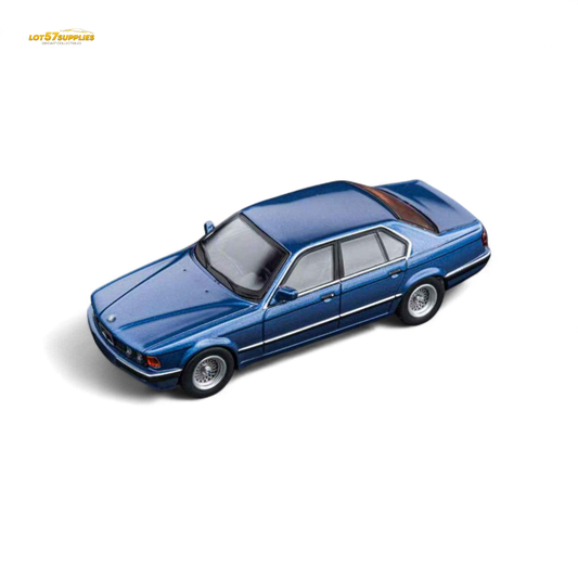 DCM BMW E32 7-Series Sedan Alpina Blue 1:64